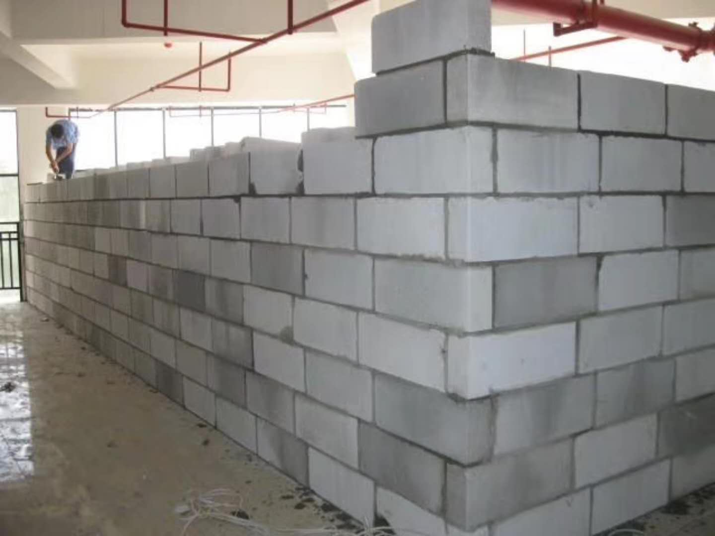 达日蒸压加气混凝土砌块承重墙静力和抗震性能的研究